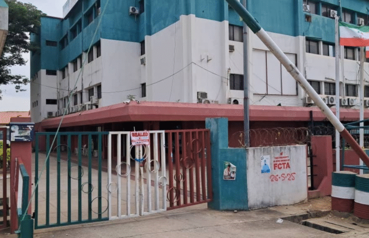 Security Forces Shut Down PDP Headquarters as Party’s Leadership Battle Escalates - Gossip News Now