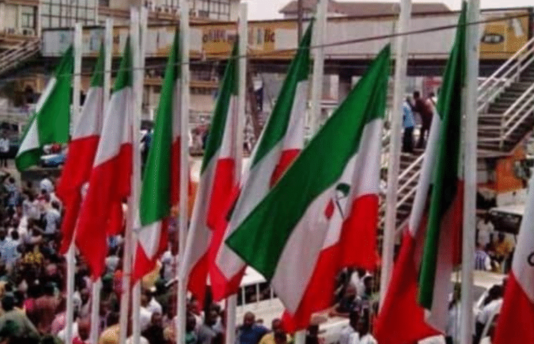 PDP Supporters Clash at Wadata Plaza as Factions Battle for Control - Gossip News Now